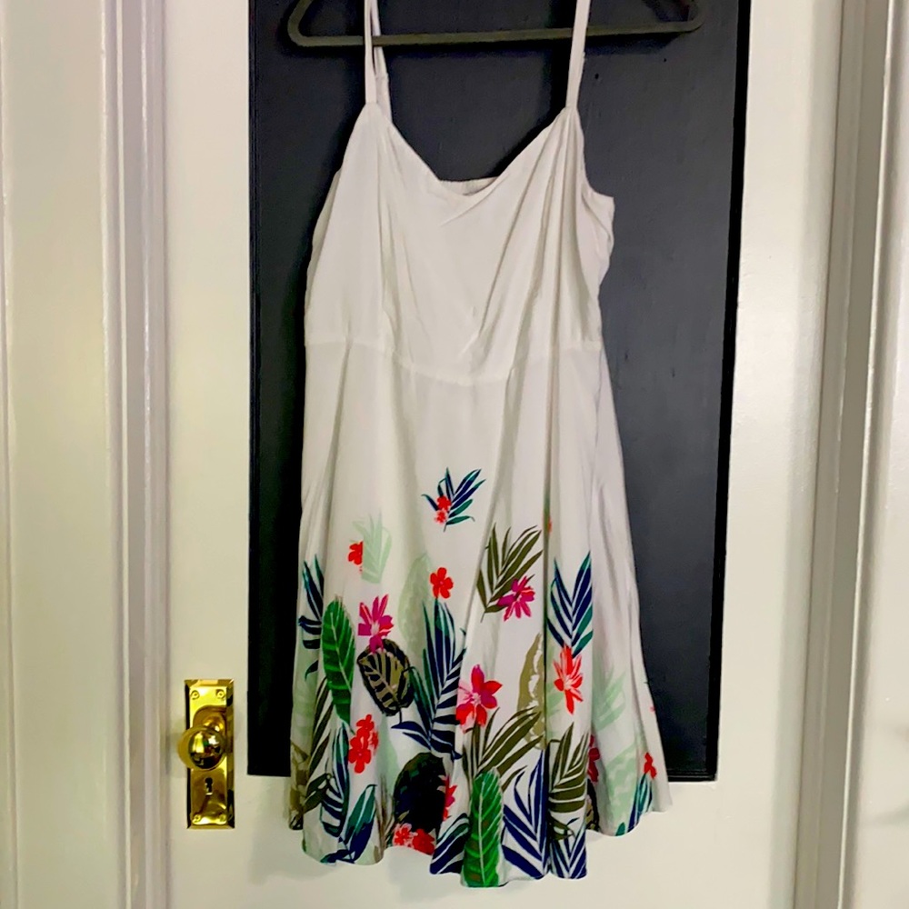 XL Old Navy Cami Sundress with flowers.